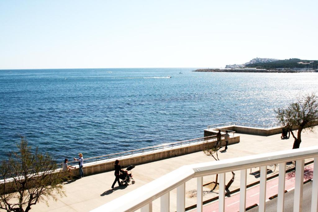 Rallye Hotel L' Escala エクステリア 写真