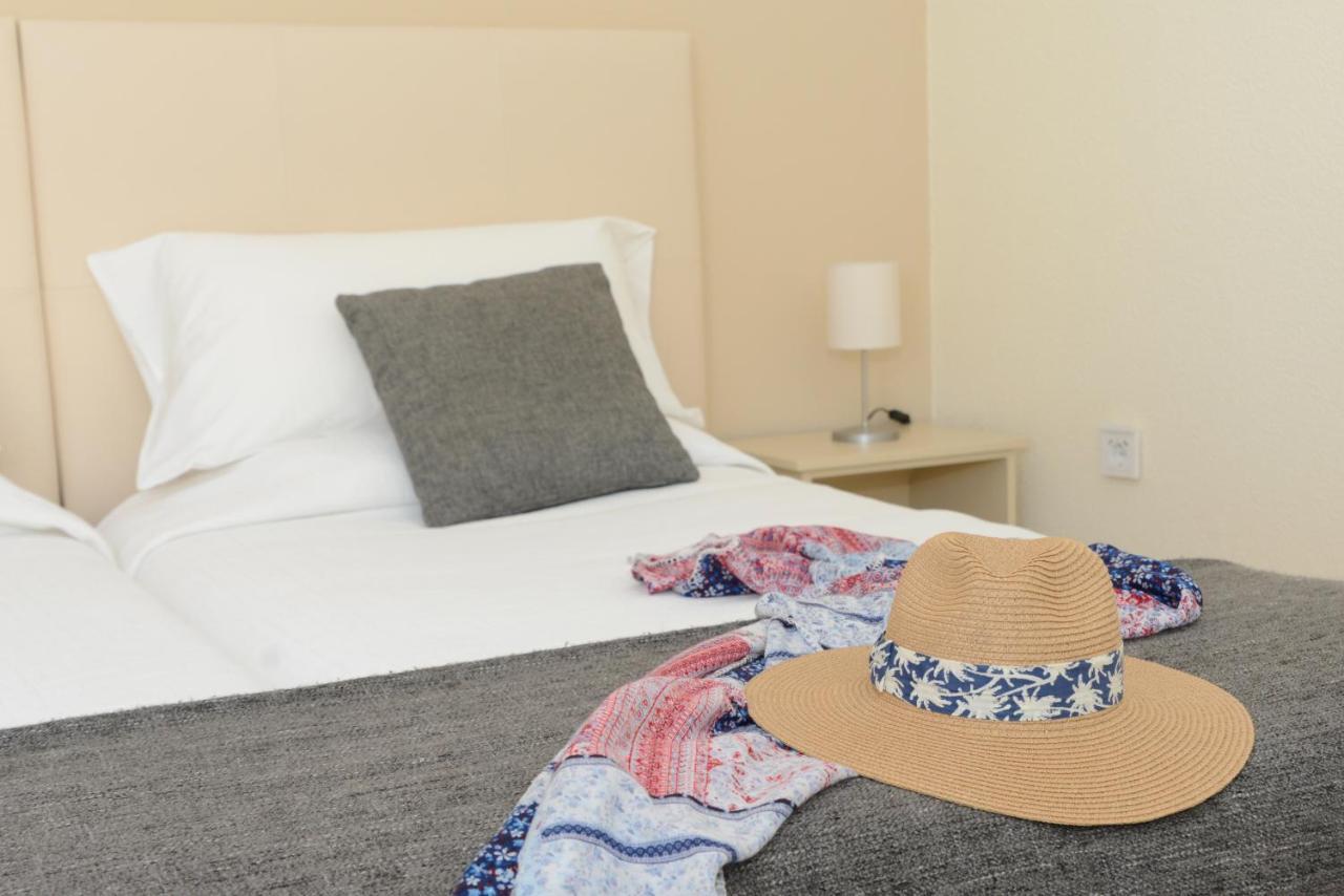 Rallye Hotel L' Escala エクステリア 写真